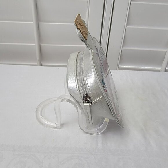 Faith Trust and Pixie Dust - Adorable Disney Cosmetic Case - Picture 5 of 10